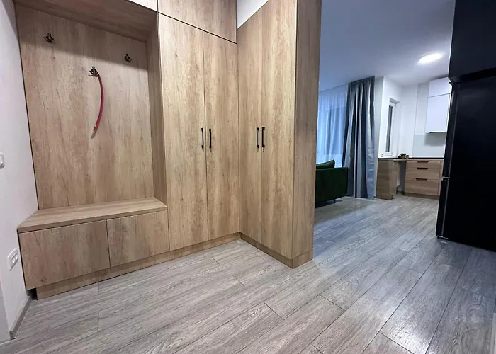 Palas Retreat - Q Residence